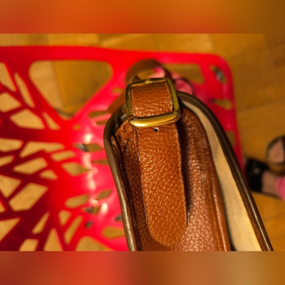 Valentino Brown Vintage Bag W Peeling Insoles 10x14x3 Inches - Picture 5 of 16